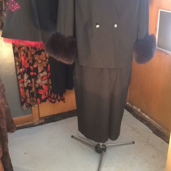 Classic 2pc 100%wool - Picture 2 of 4